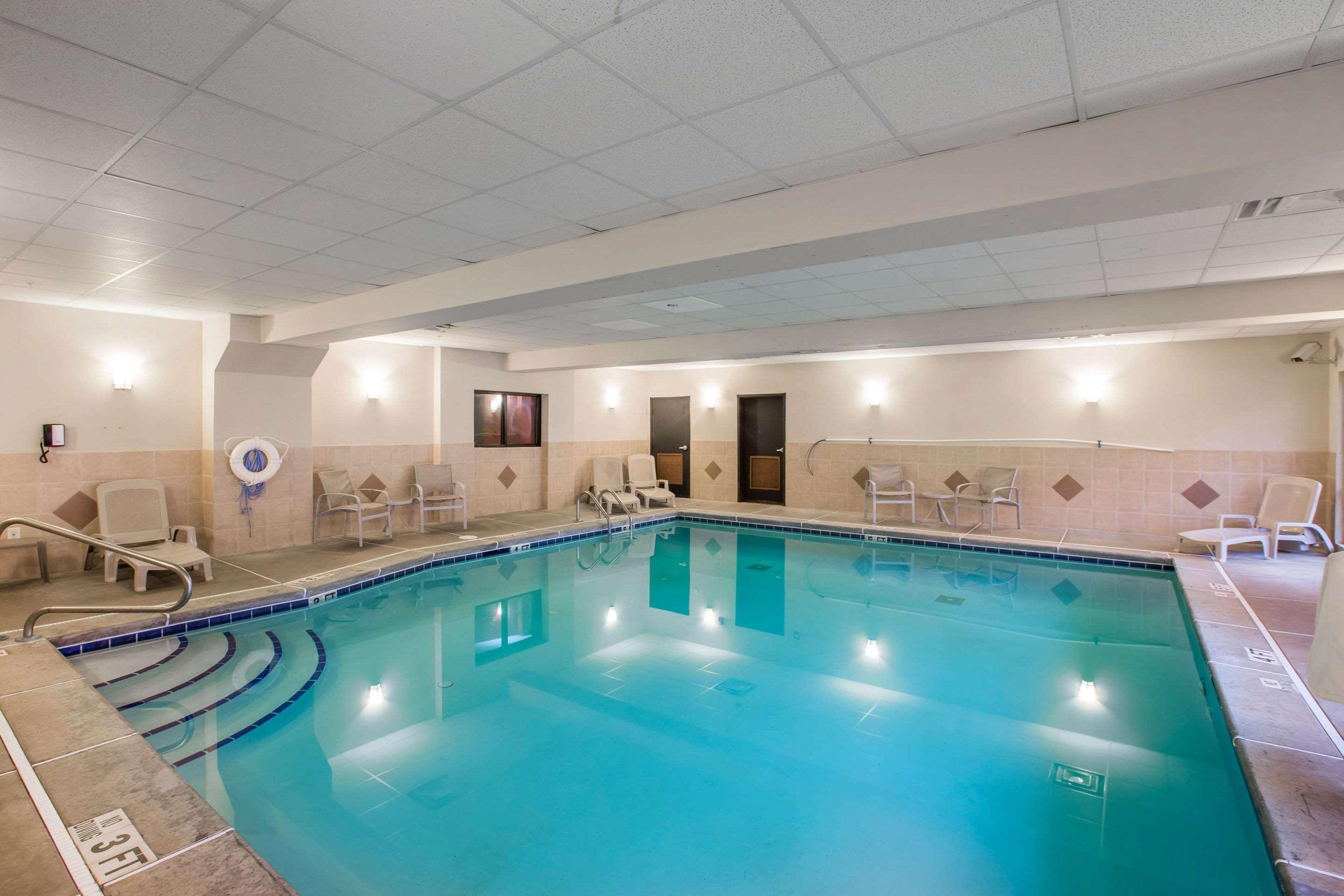 Comfort Suites Locust Grove Atlanta South מראה חיצוני תמונה