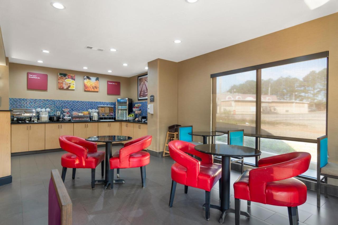 Comfort Suites Locust Grove Atlanta South מראה חיצוני תמונה