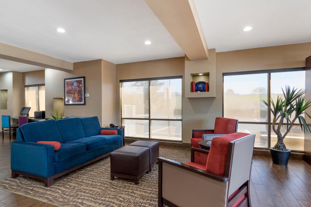 Comfort Suites Locust Grove Atlanta South מראה חיצוני תמונה